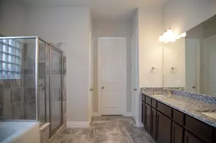 4902 Thunder Creek Ln, Sugar Land, TX 77479 - Photo 15