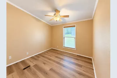 933 Front Street, Columbus, TX 78934 - Photo 13