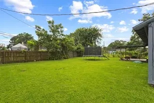 3835 Bayou Rd, Beaumont, TX 77707 - Photo 15
