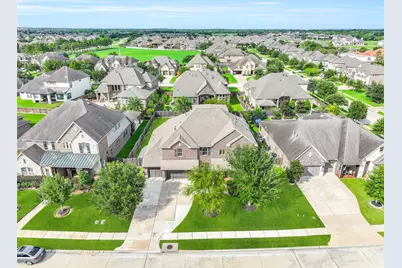 2433 Prairie Mist Lane, Friendswood, TX 77546 - Photo 47