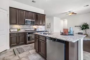 1527 Holly Chase Ct, Conroe, TX 77384 - Photo 13