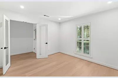 5826 Dumfries Drive, Houston, TX 77096 - Photo 5