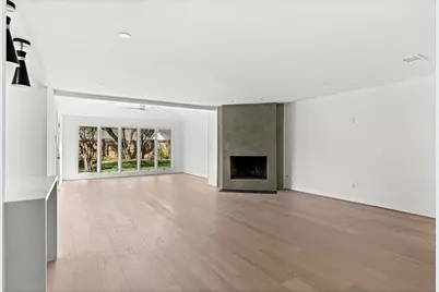 5826 Dumfries Drive, Houston, TX 77096 - Photo 7