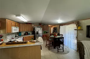 645 Deer Park Dr, Brookeland, TX 75931 - Photo 9