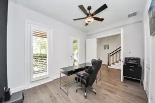 8724 Oak Kolbe Ln, Houston, TX 77080 - Photo 11