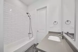 8724 Oak Kolbe Ln, Houston, TX 77080 - Photo 31