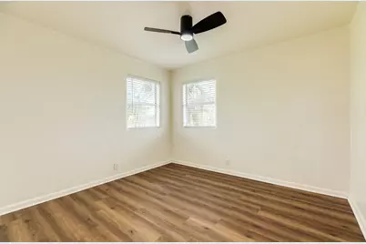 159 Oak Drive, Lake Jackson, TX 77566 - Photo 11