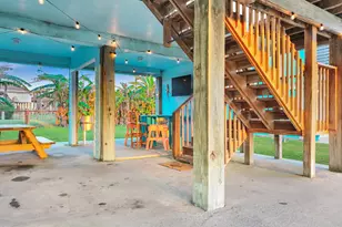 836 Eastview, Crystal Beach, TX 77650 - Photo 7