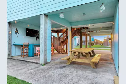 836 Eastview, Crystal Beach, TX 77650 - Photo 41