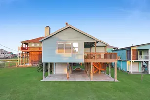 836 Eastview, Crystal Beach, TX 77650 - Photo 5