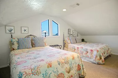 836 Eastview, Crystal Beach, TX 77650 - Photo 21