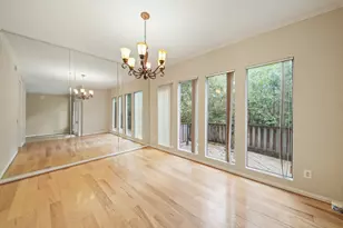 130 Sugar Berry Cir, Houston, TX 77024 - Photo 7