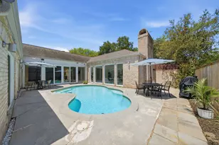 10103 Briar Forest Dr, Houston, TX 77042 - Photo 39