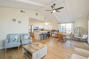 16510 Blackbeard Rd, Jamaica Beach, TX 77554 - Photo 19