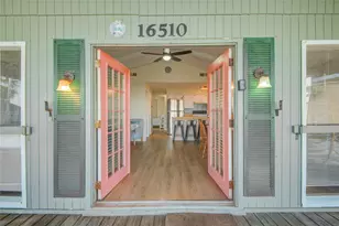 16510 Blackbeard Rd, Jamaica Beach, TX 77554 - Photo 13