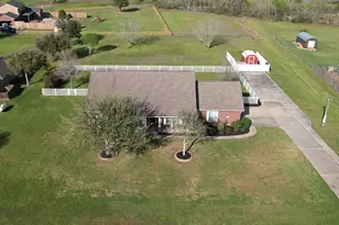 2862 Dee's Cir, Sealy, TX 77474 - Photo 35