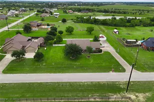 2862 Dee's Cir, Sealy, TX 77474 - Photo 39