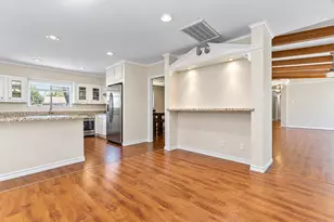 3641 Deal St, Houston, TX 77025 - Photo 13