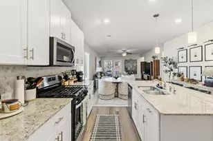 12107 Rushing Rdg Dr, Baytown, TX 77523 - Photo 7