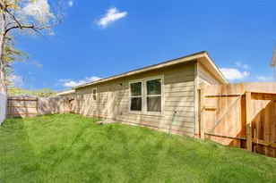 10042 Cerritos dr, Conroe, TX 77306 - Photo 21