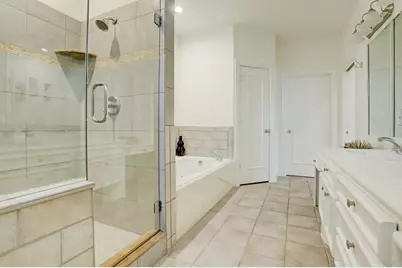 1412 Castle Court #A, Houston, TX 77006 - Photo 17