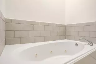1412 Castle Ct, Houston, TX 77006 - Photo 21