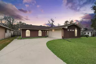 2223 Fairgreen Dr, Missouri City, TX 77489 - Photo 1