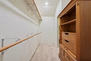 412 Narcissus St, Lake Jackson, TX 77566 - Photo 17