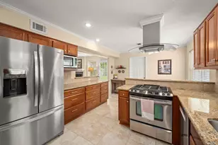 7615 Litchfield Ln, Spring, TX 77379 - Photo 9