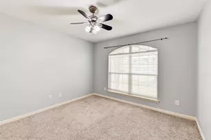 25910 Oakridge Forest Ln, Spring, TX 77386 - Photo 23