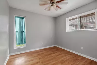 1935 Barnsley Lane, Houston, TX 77088 - Photo 25
