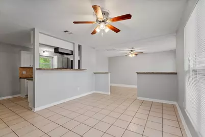 1935 Barnsley Lane, Houston, TX 77088 - Photo 9