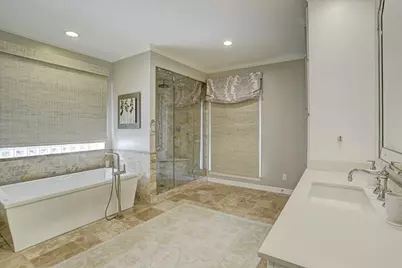 325 Park Laureate Drive, Houston, TX 77024 - Photo 19