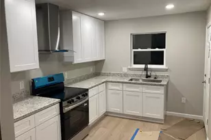 2627 32nd Ave N, Texas City, TX 77590 - Photo 3