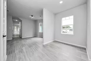 303 S Utah St, La Porte, TX 77571 - Photo 13