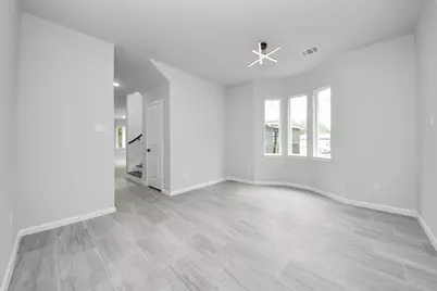 303 S Utah Street, La Porte, TX 77571 - Photo 11