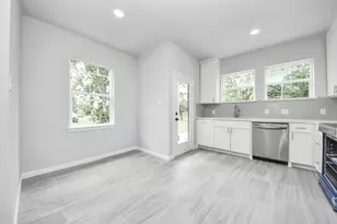 303 S Utah St, La Porte, TX 77571 - Photo 7