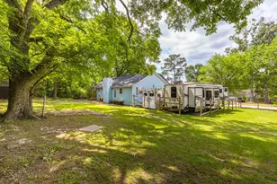311 E Linn St, Huntington, TX 75949 - Photo 23