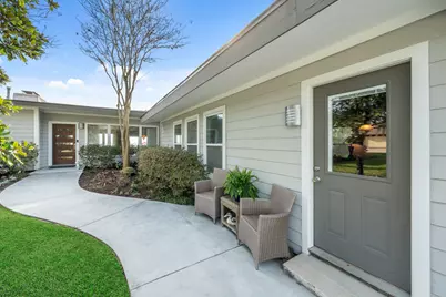 138 N Burnett Drive, Baytown, TX 77520 - Photo 29