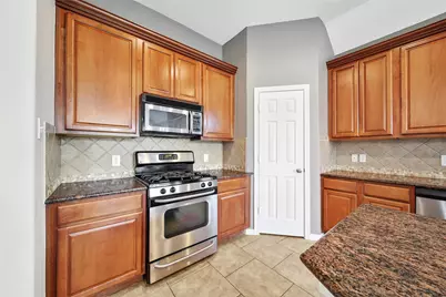 25604 Southwood Oaks Court, Porter, TX 77365 - Photo 19