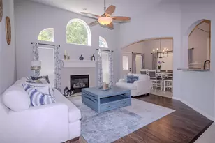 21812 Grand Lancelot Dr, Kingwood, TX 77339 - Photo 3