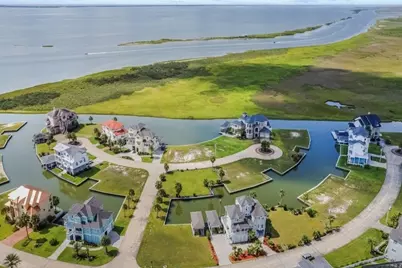 13 Half Moon, Hitchcock, TX 77563 - Photo 45