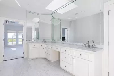 13 Half Moon, Hitchcock, TX 77563 - Photo 23