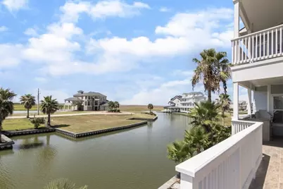 13 Half Moon, Hitchcock, TX 77563 - Photo 33