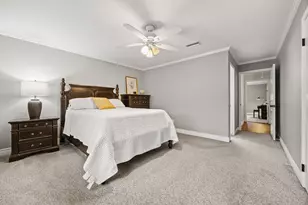 10204 Longmont Dr, Houston, TX 77042 - Photo 19
