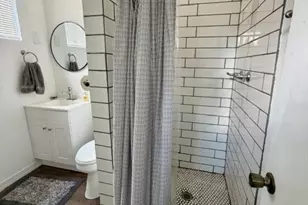 1611 Common St, Houston, TX 77009 - Photo 3