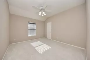 156 Greenridge Cir, League City, TX 77573 - Photo 9