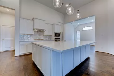 32311 Noble Creek Drive, Conroe, TX 77385 - Photo 9