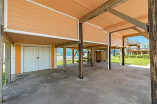 21216 Gulf Dr, Galveston, TX 77554 - Photo 25