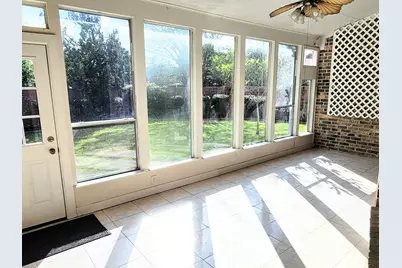 10327 Earlington Manor Drive, Spring, TX 77379 - Photo 13